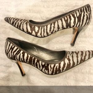Ann Taylor Zebra print calf hair pumps size 81/2
